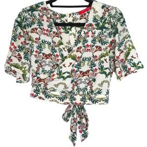 White % Red Floral V-Neck Short Sleeve Blouse Size Small NWOT